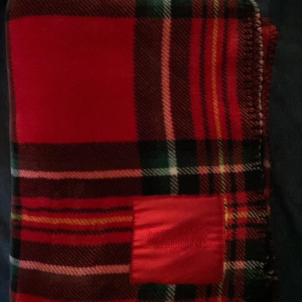 PINK (VS) plaid fleece blanket